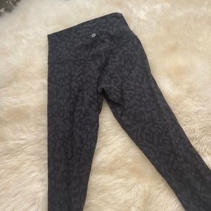 Lululemon Align Crops